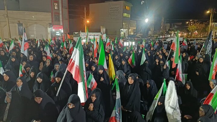 تصاویر/چهل و پنجمین شب حضور پرشور مردم ولایتمدار مامونیه در تجدید بیعت با آرمان‌های انقلاب