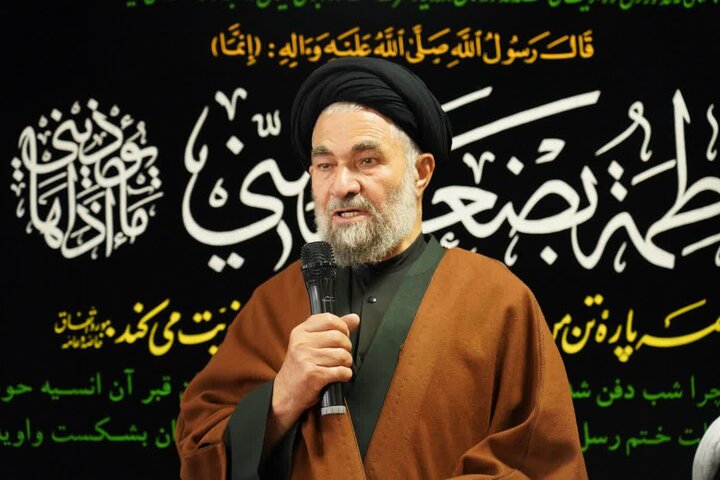 تصاویر/دیدار نماینده ولی فقیه در لرستان با حوزویان بروجرد