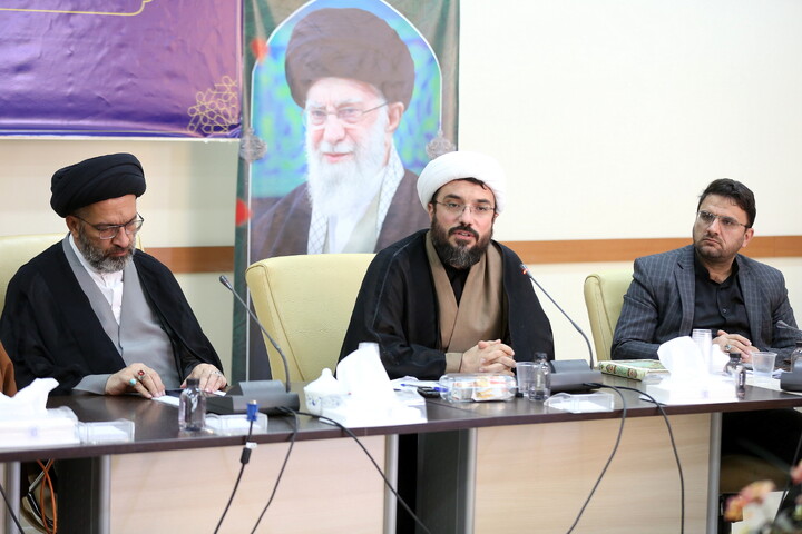 تصاویر/ نشست خبری تشریح فعالیت‌های حرم مطهر بانوی کرامت در ایام معصومیه