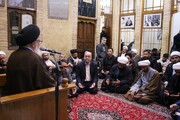 تصاویر/نجف اشرف؛ امام خمینی کے گھر پر رہبرِ انقلابِ اسلامی کی یاد میں عظیم الشان اجتماع