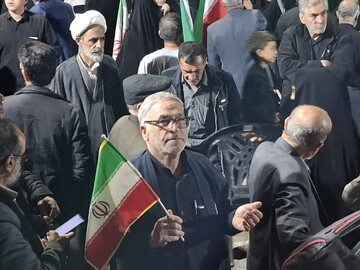 فیلم/ چهل و ششمین تجمع مردمی شهرستان کاشان در میدان امام خامنه ای(ره)