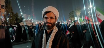 فیلم| موکب «شهدای روحانی» شهرستان آمل، تبیین کننده گفتمان «ولایت فقیه»