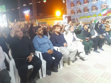 تصاویر/ بیعت با رهبر انقلاب در بردستان
