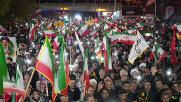 مقاومت قاطعانه ملت ما در برابر نظام سلطه، ریشه در آموزه‌های قرآنی دارد