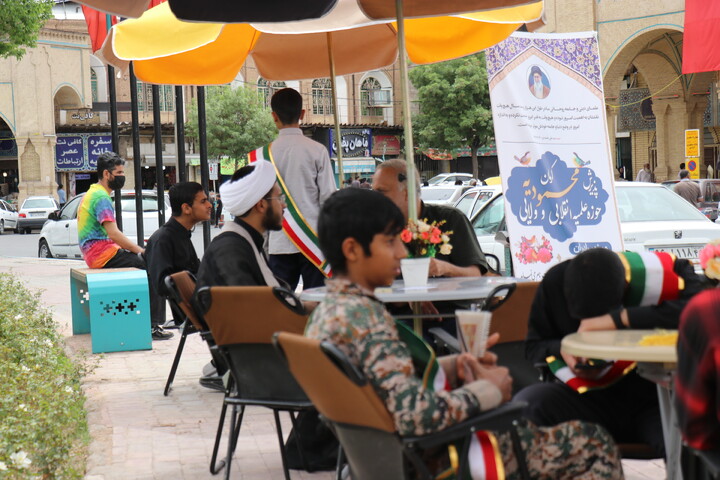تصاویر/کافه رستوران قرآنی در میدان مشتاق کرمان