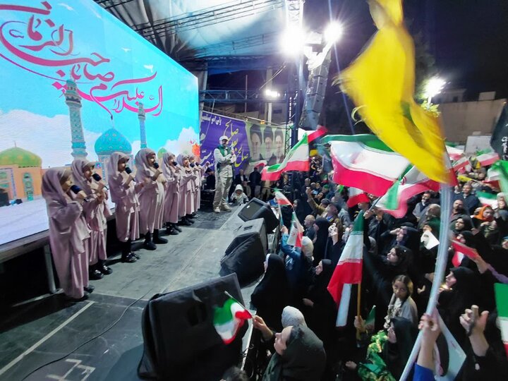 تصاویر/ قرار چهل و ششم ورامینی ها در میدان امام خمینی