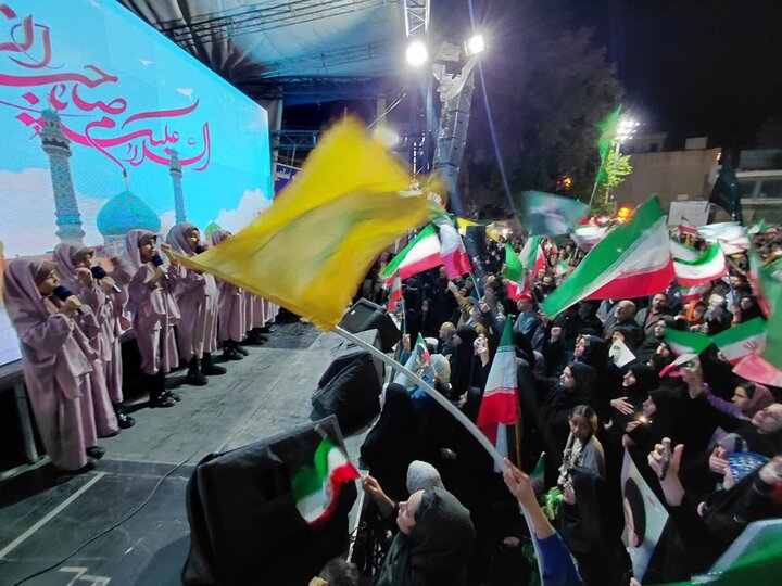 تصاویر/ قرار چهل و ششم ورامینی ها در میدان امام خمینی