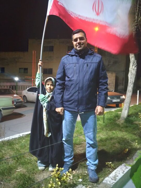 تصاویر/ مؤمنان بخش «رینه» لاریجان، در تجمع شبانه بیست و ششم فروردین