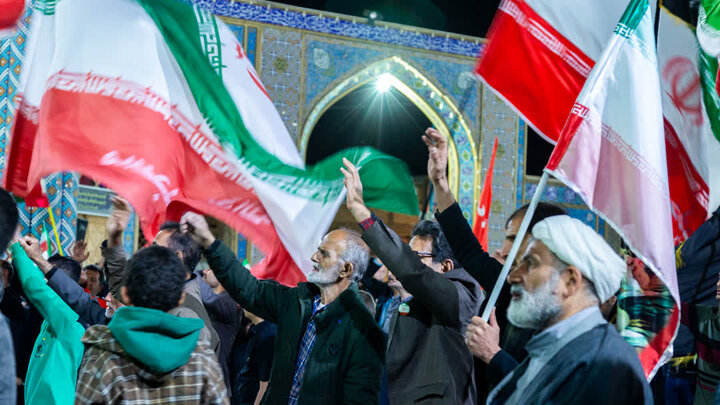تصاویر/چهل و ششمین تجمع مردمی شهرستان آران وبیدگل در هلال بن علی (ع)