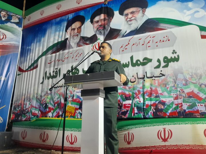 تصاویر/ بیعت با رهبر انقلاب در بردستان
