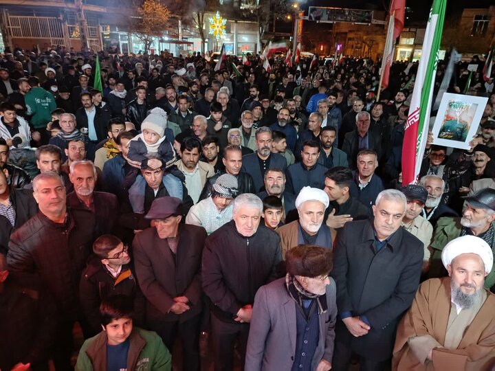 تصاویر/ ادامه تجمعات حمایتی مردم شهرستان شاهین دژ در حمایت از نظام اسلامی