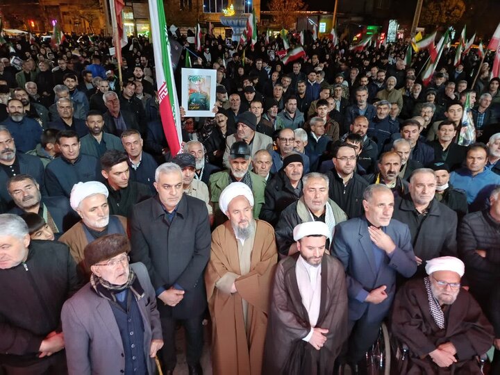 تصاویر/ ادامه تجمعات حمایتی مردم شهرستان شاهین دژ در حمایت از نظام اسلامی