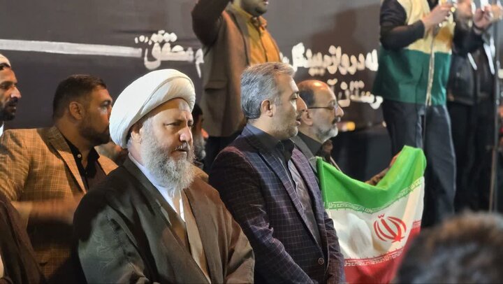 فیلم/چهل و ششمین تجمع مردمی شهرستان آران وبیدگل در میدان سردارسلیمانی