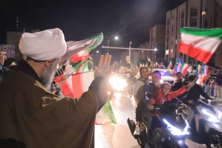 چهل و هفتمین اجتماع شبانه مردمی در قرچک