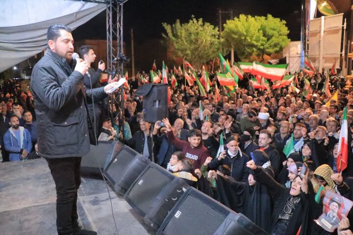 چهل و هفتمین اجتماع شبانه مردمی در قرچک