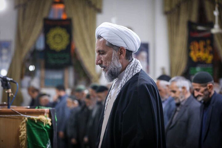تصاویر / مراسم عزاداری رهبر شهید با حضور امام جمعه قزوین