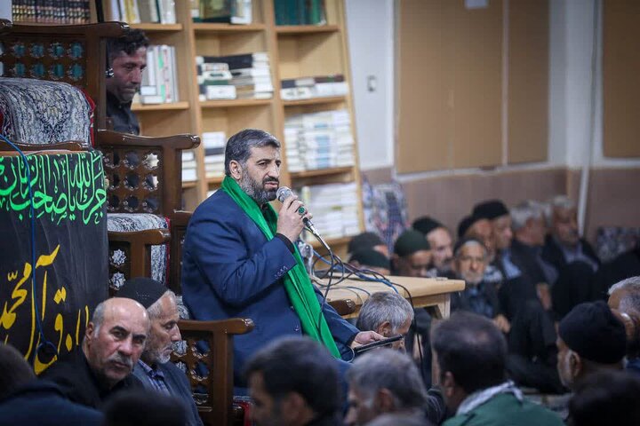 تصاویر / مراسم عزاداری رهبر شهید با حضور امام جمعه قزوین