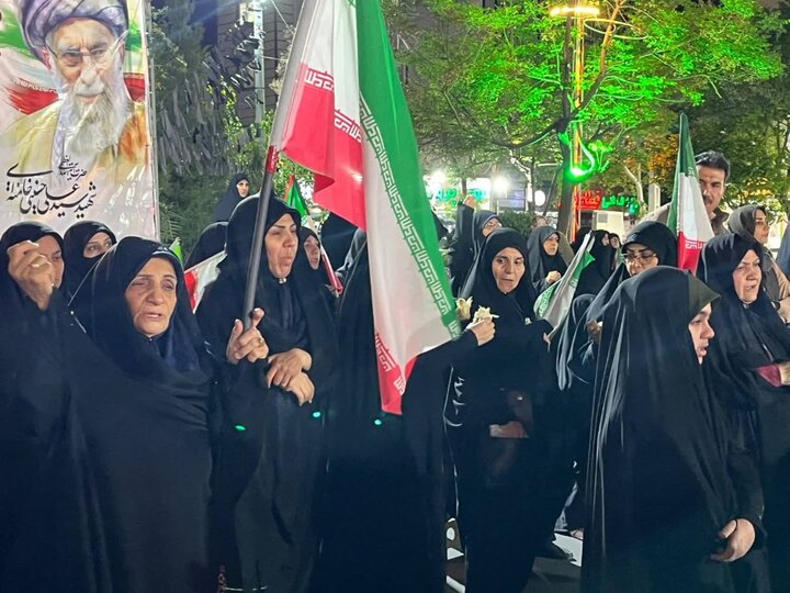 تصاویر/  طنین استغاثه در میدان ۱۳ آبان