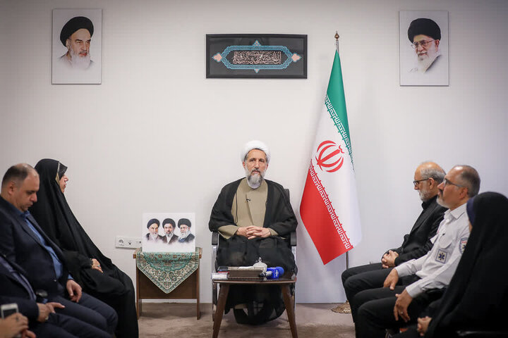 تصاویر / دیدار رئیس سازمان اورژانس کشور با نماینده ولی فقیه در استان وامام جمعه قزوین