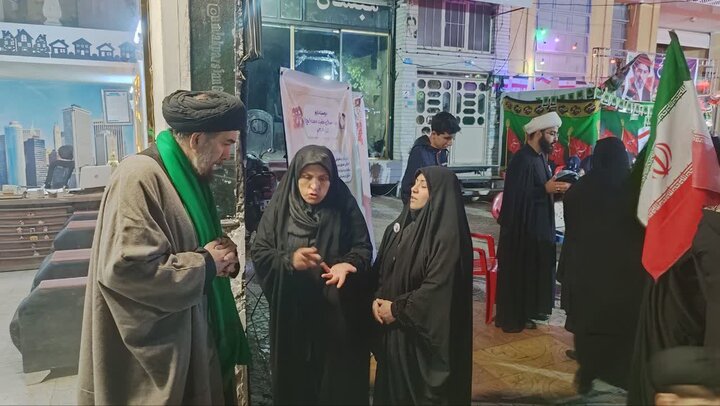 تصاویر/ حضور فعال طلاب و روحانیون مدرسه علمیه امام صادق علیه السلام ورامین در بین مردم