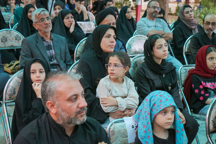 تصاویر/ گردهمایی اصحاب رسانه قم به منظور پاسداشت تلاش‌های ارزشمند هنرمندان متعهد و تقدیر از چهره سال هنر انقلاب استان قم