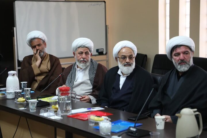 تصاویر/ گردهمایی ائمه جمعه استان سمنان با حضور نماینده ولی فقیه در استان
