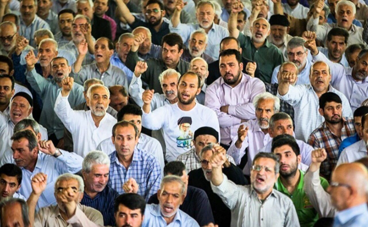 احکام شرعی | شعار نمازگزاران در تائید سخنان امام جمعه