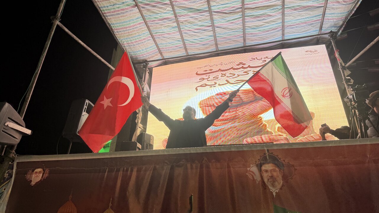 72-Member Turkish Solidarity Delegation Arrives in Zanjan, Hailing Islamic Unity