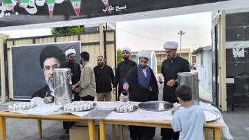 تصاویر/ ایستگاه صلواتی مدرسه علمیه امام صادق (ع) جیرفت