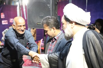 تصاویر/ بازدید نماینده ولی‌فقیه در سیستان و بلوچستان از موکب‌های تجمعات شبانه