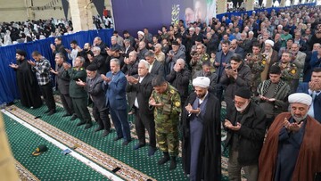 تصاویر/ اقامه نماز جمعه خوی
