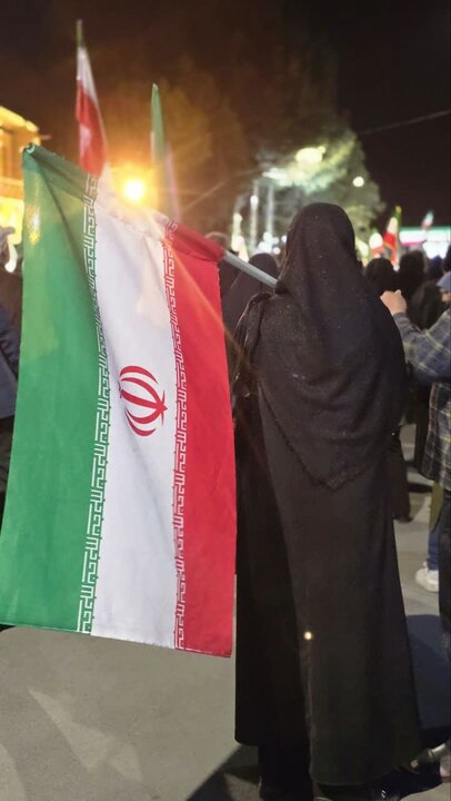 تصاویر/ طلاب زرندی در شب چهل و هفتم از جنگ رمضان