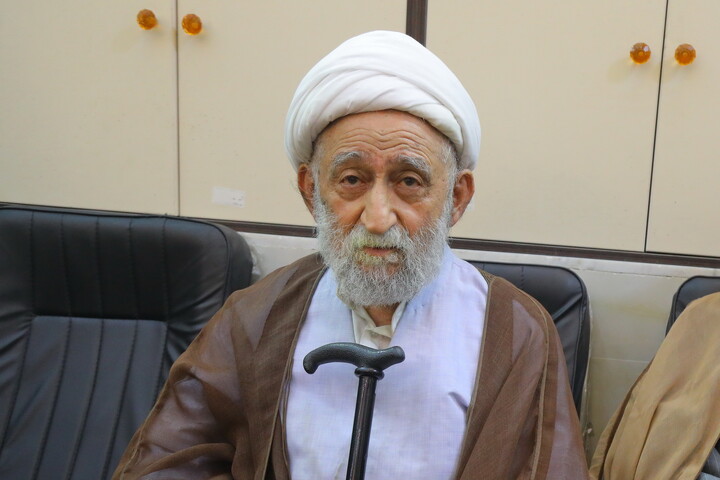تصاویر / مراسم چهلمین شب ارتحال آیت الله جناتی در قم