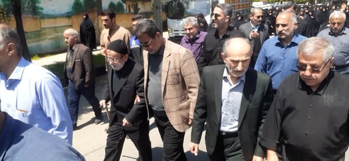 تصاویر/ تشییع مادر شهید محمد دهقان سراجی در محله سراج کلای شهرستان قائمشهر