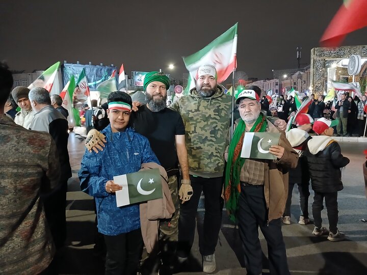تصاویر/ اجتماع مردمی لبیک سید مجتبی خامنه ای شکریه پاکستان