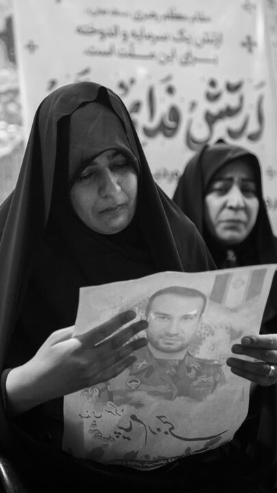 تصاویر/ چهل و هفتمین تجمع مردمی آران و بیدگل همراه مراسم یادبود شهدای اقتدار در نجف ایران