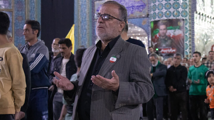 تصاویر/ چهل و هفتمین تجمع مردمی آران و بیدگل همراه مراسم یادبود شهدای اقتدار در نجف ایران