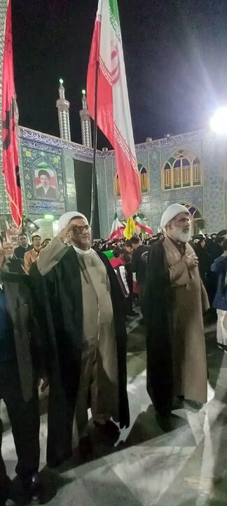 تصاویر/ چهل و هفتمین تجمع مردمی آران و بیدگل همراه مراسم یادبود شهدای اقتدار در نجف ایران