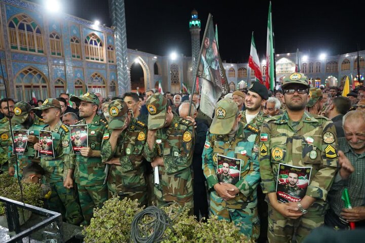 تصاویر/گرامیداشت شهدای جنگ رمضان گروه ۸۴۰ موشکی نزاجا بمناسبت روز ارتش درآران وبیدگل