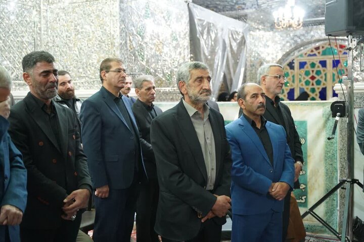 تصاویر/گرامیداشت شهدای جنگ رمضان گروه ۸۴۰ موشکی نزاجا بمناسبت روز ارتش درآران وبیدگل