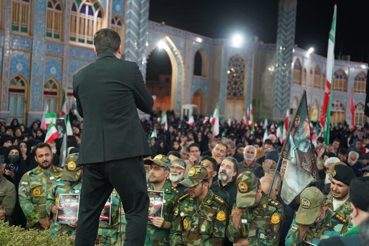 تصاویر/گرامیداشت شهدای جنگ رمضان گروه ۸۴۰ موشکی نزاجا بمناسبت روز ارتش درآران وبیدگل