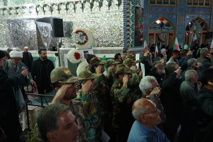 تصاویر/گرامیداشت شهدای جنگ رمضان گروه ۸۴۰ موشکی نزاجا بمناسبت روز ارتش درآران وبیدگل