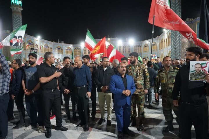 تصاویر/گرامیداشت شهدای جنگ رمضان گروه ۸۴۰ موشکی نزاجا بمناسبت روز ارتش درآران وبیدگل