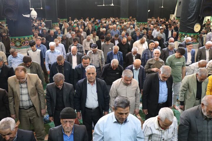تصاویر/ نماز عبادی سیاسی جمعه در قرچک