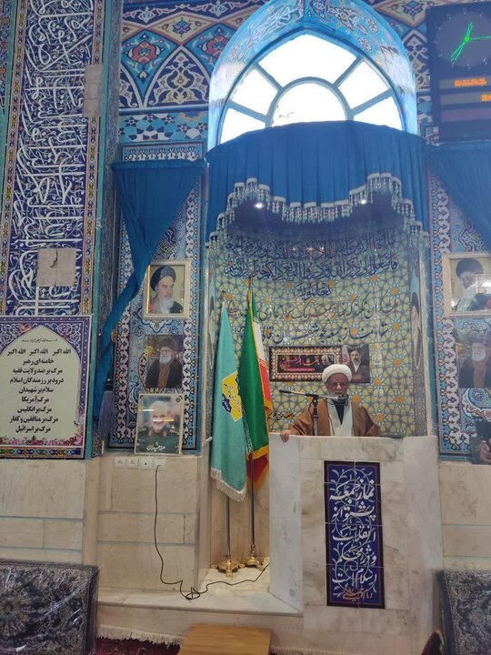 تصاویر/ نماز عبادی سیاسی جمعه جوشقان قالی