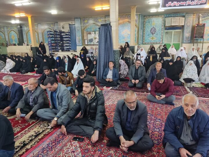 تصاویر/ نماز عبادی سیاسی جمعه جوشقان قالی