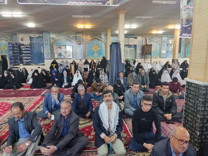 تصاویر/ نماز عبادی سیاسی جمعه جوشقان قالی