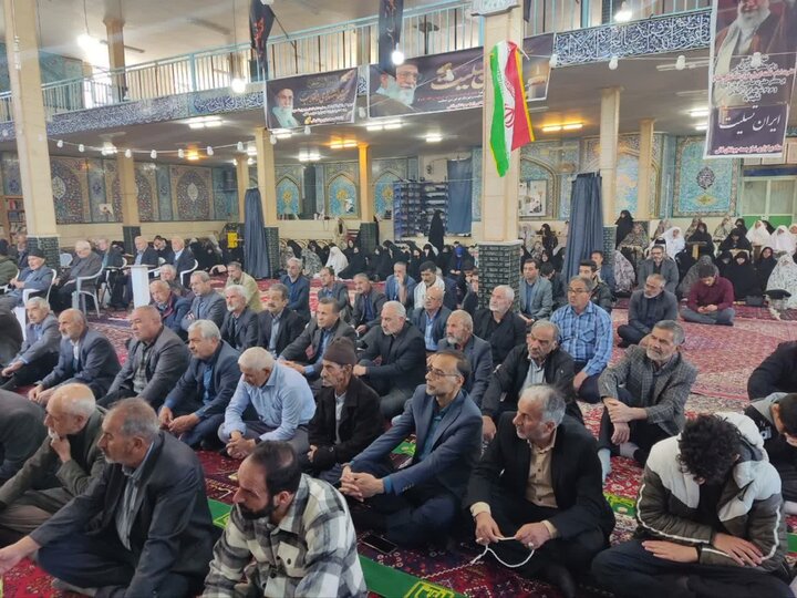 تصاویر/ نماز عبادی سیاسی جمعه جوشقان قالی