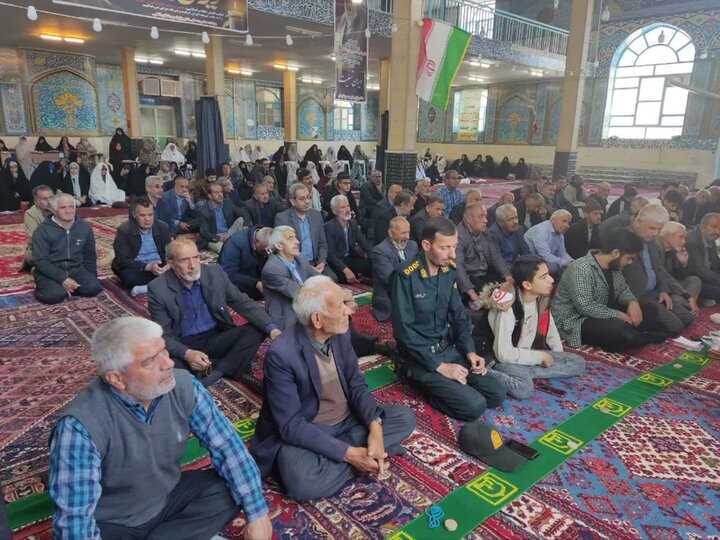 تصاویر/ نماز عبادی سیاسی جمعه جوشقان قالی