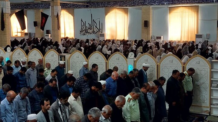 تصاویر/ آیین عبادی سیاسی نماز جمعه شهرستان زابل